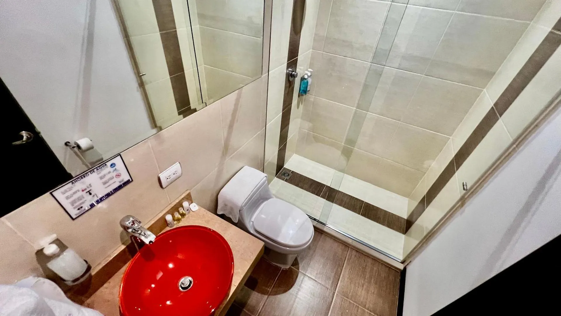 Hotel Toscana Oriente Rionegro 3*,